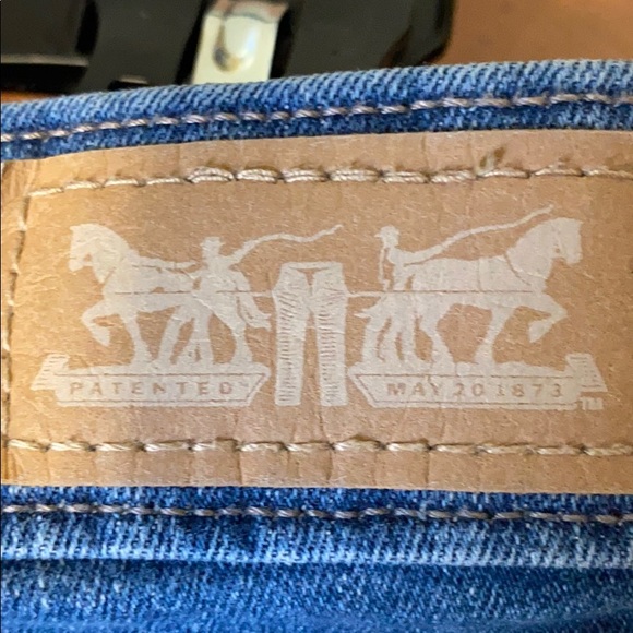 Levi’s cropped and cuffed jeans FINAL PRICE - Picture 7 of 8